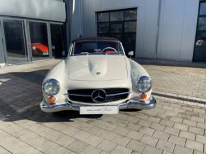 Image 14/28 of Mercedes-Benz 190 SL (1958)