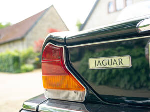 Afbeelding 95/100 van Jaguar XJ 12 (1991)