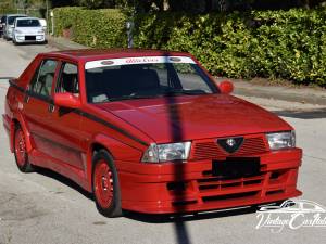 Imagen 12/35 de Alfa Romeo 75 1.8 Turbo Evoluzione (1987)