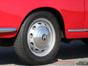 Imagen 11/42 de Alfa Romeo Giulietta Sprint 1300 (1965)