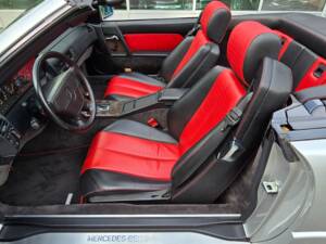 Image 7/61 of Mercedes-Benz SL 320 &quot;Mille Miglia&quot; (1995)