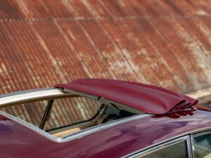 Image 28/56 de Aston Martin DB 6 Vantage (1967)