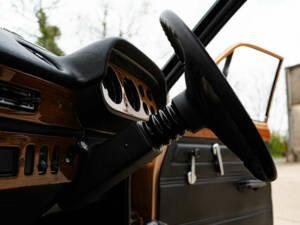 Bild 23/42 von Ford Escort 1300 (1975)
