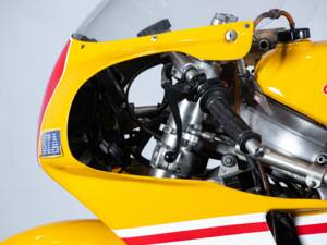 Bild 16/50 von Honda DUMMY (1992)