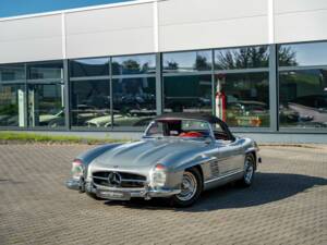 Immagine 8/43 di Mercedes-Benz 300 SL Roadster (1958)