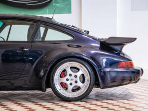 Image 9/37 de Porsche 911 Turbo 3.6 (1993)