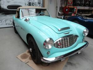 Image 14/50 de Austin-Healey 100&#x2F;6 (BN4) (1957)