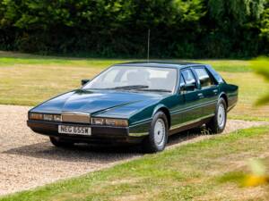 Immagine 32/38 di Aston Martin Lagonda (1981)