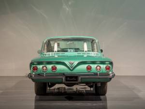 Image 4/10 de Chevrolet Impala Sport Coupe (1961)