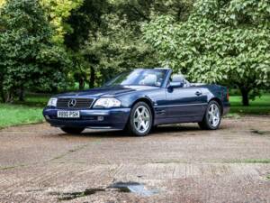 Image 8/24 of Mercedes-Benz SL 320 &quot;Special Edition&quot; (1998)