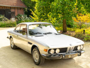 Image 17/79 of BMW 3.0 CSi (1973)