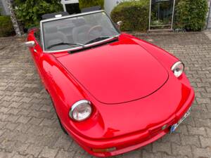 Bild 15/37 von Alfa Romeo 1.6 Spider (1984)