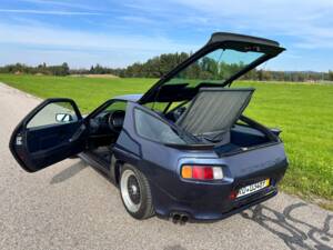 Imagen 11/17 de Porsche 928 S (1985)