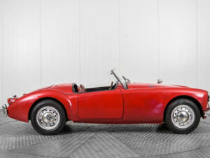 Image 10/50 of MG MGA 1500 (1957)