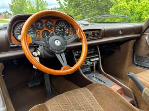 Bild 14/35 von Peugeot 504 Coupé (1983)