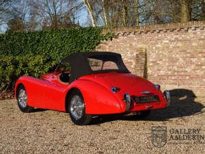 Immagine 2/50 di Jaguar XK 120 OTS (1954)