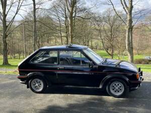 Bild 20/37 von Ford Fiesta XR2 (1984)