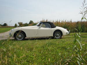 Afbeelding 20/58 van Jaguar XK 150 3.4 S OTS (1958)