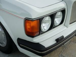 Bild 14/50 von Bentley Turbo R (1990)