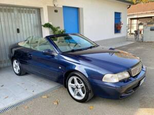 Imagen 3/7 de Volvo C70 T5 (2000)