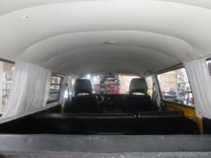 Bild 20/45 von Volkswagen T2 a&#x2F;b (1977)