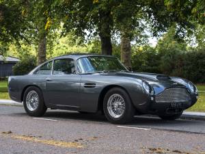 Afbeelding 2/35 van Aston Martin DB 4 GT (1961)