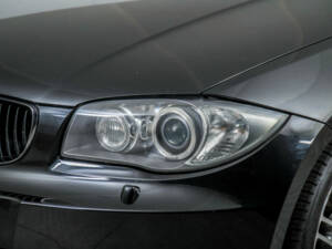 Bild 22/50 von BMW 125i (2008)