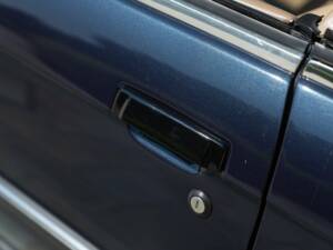Image 23/50 of BMW 320i (1989)