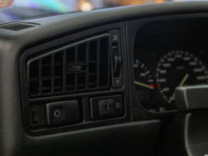 Bild 18/35 von Volkswagen Corrado G60 1.8 (1991)