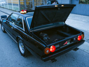 Image 25/37 of Ferrari 400i (1980)