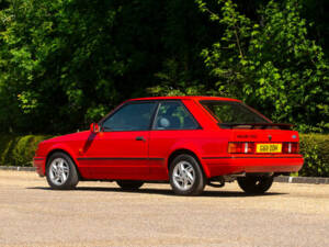 Image 4/50 of Ford Escort IV XR3i (1989)