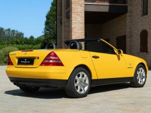 Immagine 10/50 di Mercedes-Benz SLK 200 (1997)