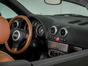 Image 35/50 of Audi TT 1.8 T (2000)