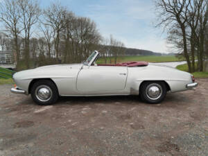 Image 2/6 of Mercedes-Benz 190 SL (1960)