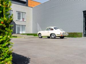 Image 13/30 of Porsche 356 C 1600 (1964)