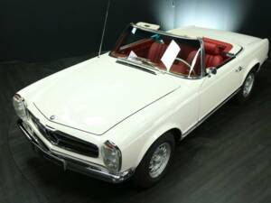 Immagine 24/30 di Mercedes-Benz 230 SL (1964)