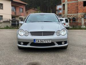 Imagen 6/7 de Mercedes-Benz CLS 55 AMG (2006)