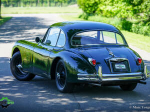 Image 44/53 of Jaguar XK 150 FHC (1958)