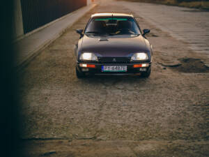 Image 22/74 of Citroën CX 25 GTI Turbo 2 (1988)