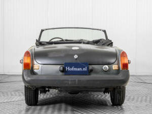 Image 13/50 of MG MGB (1977)