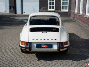 Image 4/22 de Porsche 911 2.4 E (1973)