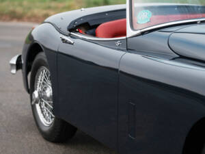 Image 9/19 de Jaguar XK 150 3.4 S OTS (1958)