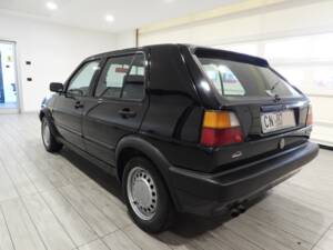 Bild 3/15 von Volkswagen Golf II GTi 1.8 (1990)