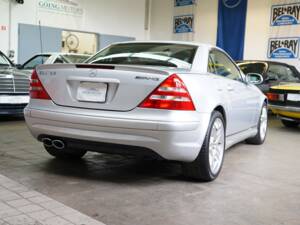 Immagine 15/50 di Mercedes-Benz SLK 32 AMG (2002)