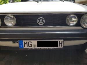 Afbeelding 2/8 van Volkswagen Golf Mk I Convertible 1.8 (1987)