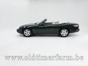 Immagine 8/15 di Jaguar XK8 4.0 (1998)