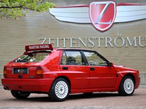 Image 17/19 of Lancia Delta HF Integrale Evoluzione I (1992)