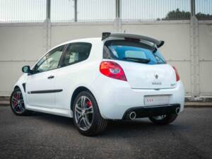 Imagen 23/58 de Renault Clio III 1.4 16V (2010)