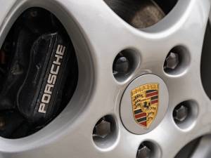 Image 7/22 de Porsche 911 Carrera 2 (1990)