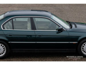 Bild 15/33 von BMW 730i (1995)